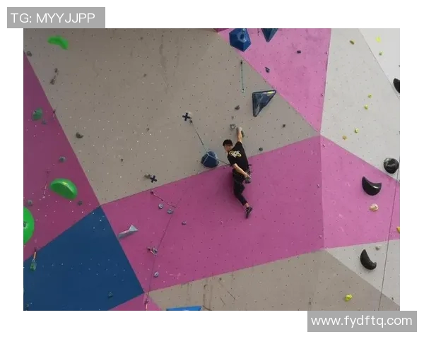 攀岩之巅:深入解析上海攀岩队的比赛策略与经验分享 攀岩之巅:深入解析上海攀岩队的比赛策略与经验分享