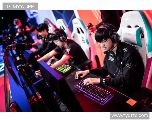 独家解析EDG战队灵活性对比及其在比赛中的战略优势 独家解析EDG战队灵活性对比及其在比赛中的战略优势