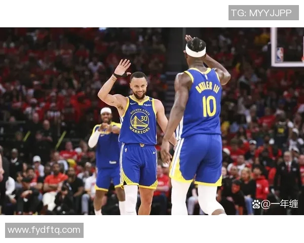 2015年森林狼对阵勇士的经典对决回顾与分析